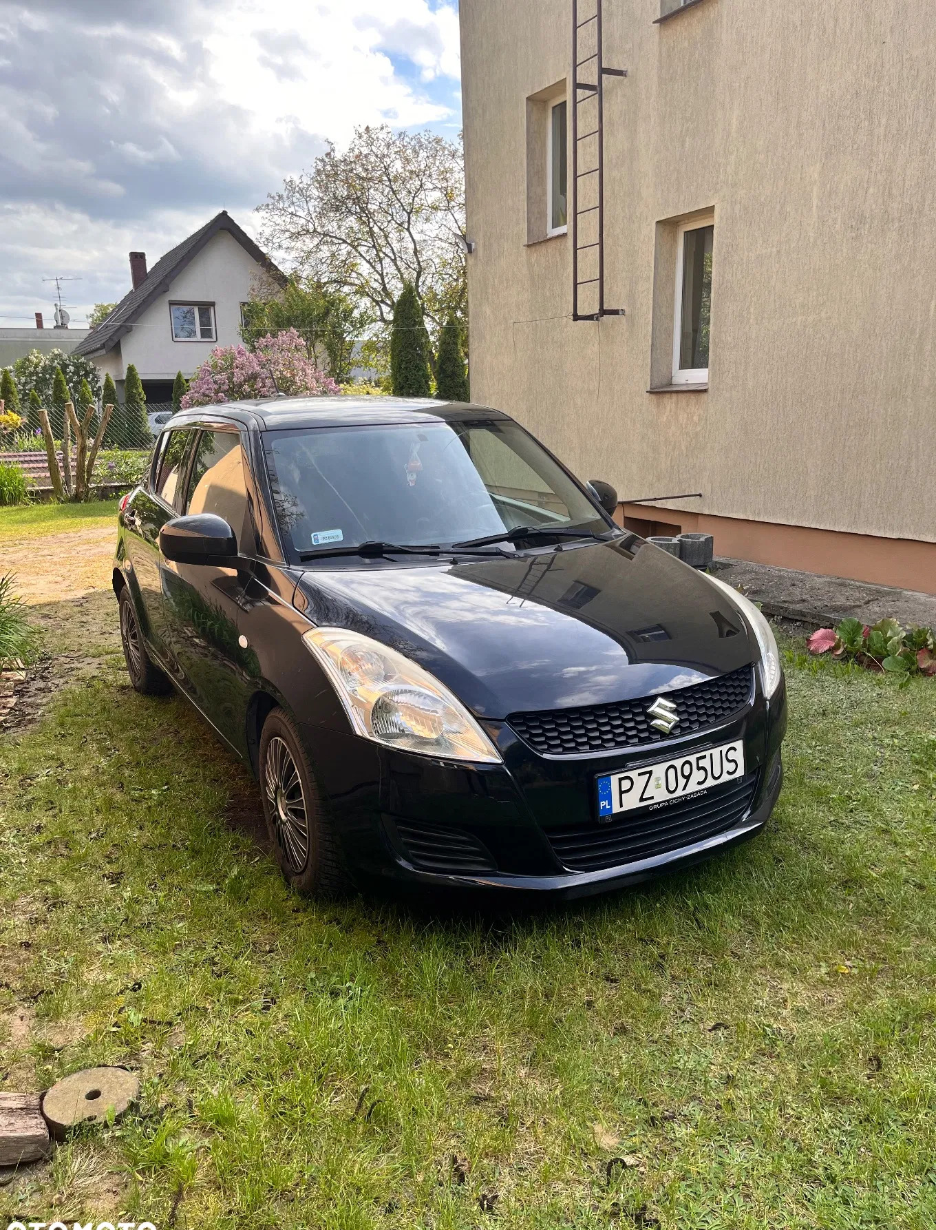 samochody osobowe Suzuki Swift cena 23900 przebieg: 134800, rok produkcji 2011 z Swarzędz